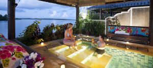 manta ray bay resort pool